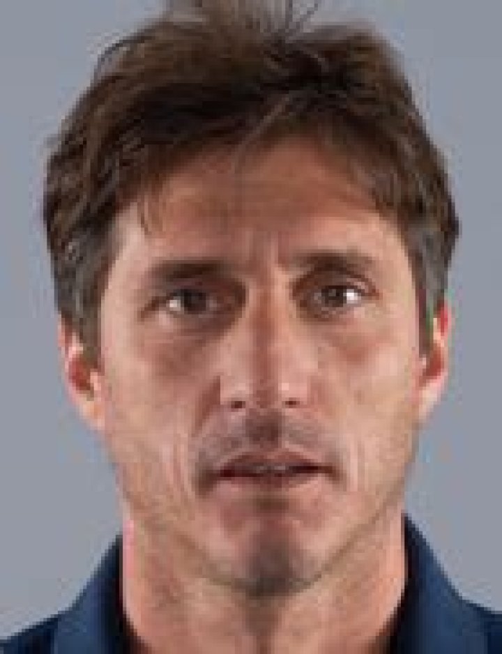 Gustavo Barros Schelotto Biography, Age, Height, Wife, Net Worth, Family