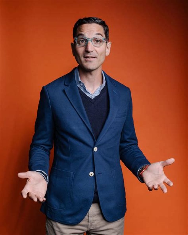 Guy Raz Biography, Age, Height, Wife, Net Worth, Family