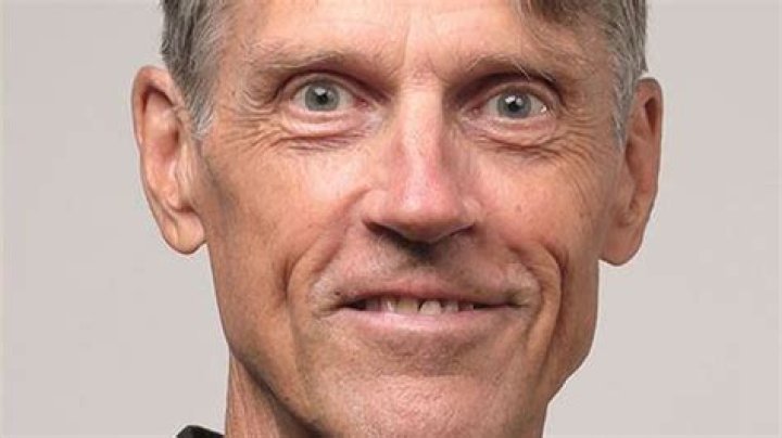 H. W. Brands Biography, Age, Height, Wife, Net Worth, Family