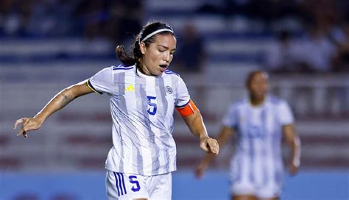 Hali Long Biography, Age, Height, Husband, Net Worth, Family