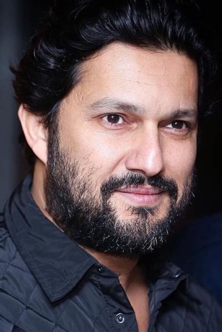 Hamed Behdad Biography, Age, Height, Wife, Net Worth, Family