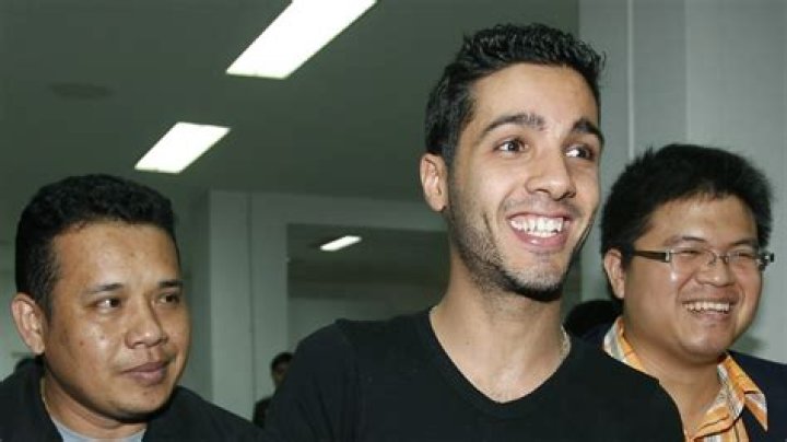 Hamza Bendelladj Biography, Age, Height, Wife, Net Worth, Family