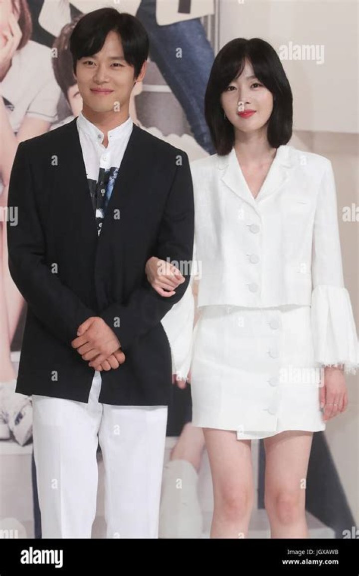 Han Joo-wan Biography, Age, Height, Wife, Net Worth, Family