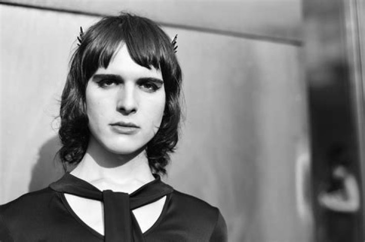 Hari Nef Biography, Age, Height, Husband, Net Worth, Family