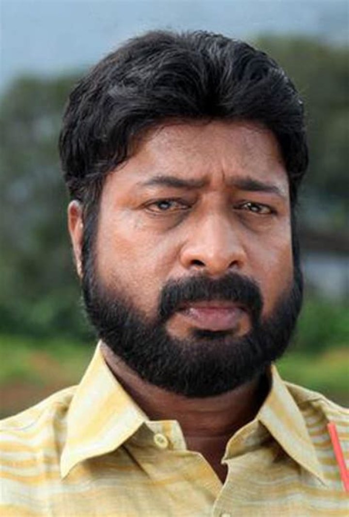 Harisree Ashokan Biography, Age, Height, Wife, Net Worth, Family