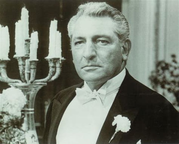 Harold J. Stone biografía, edad, altura, esposo, net worth, familia