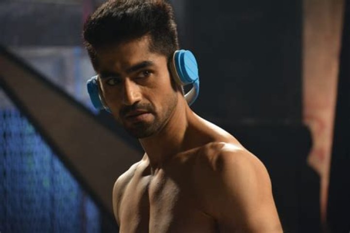 Harshad Chopda Biography, Age, Height, Wife, Net Worth, Family