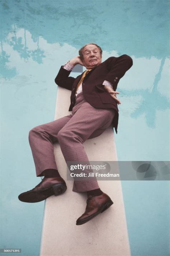 Harvey Parry Biography, Age, Height, Wife, Net Worth, Family