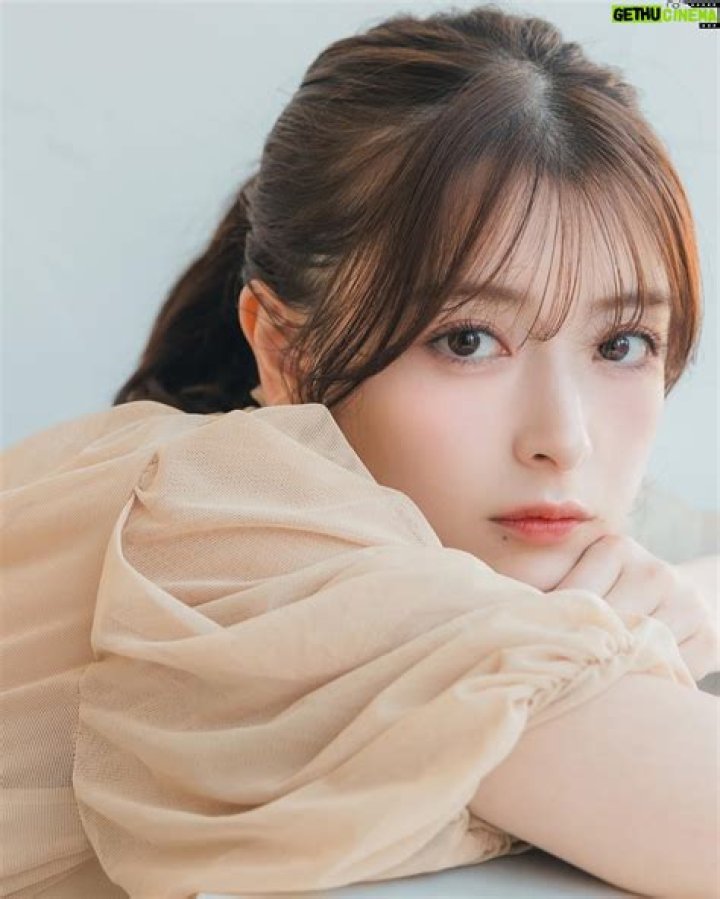 Hazuki Kimura Biography, Age, Height, Husband, Net Worth, Family