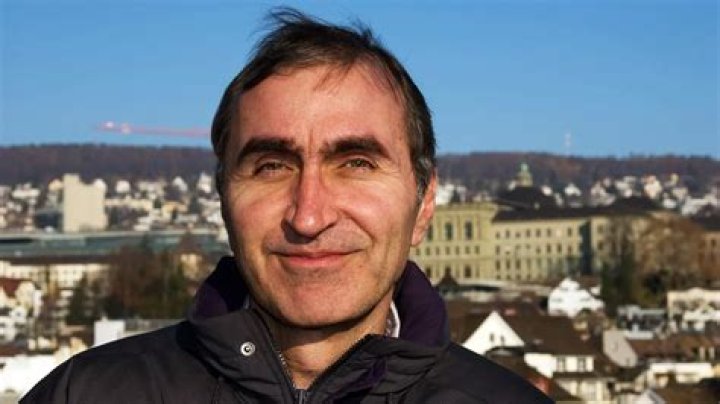 Héctor García Biography, Age, Height, Wife, Net Worth, Family