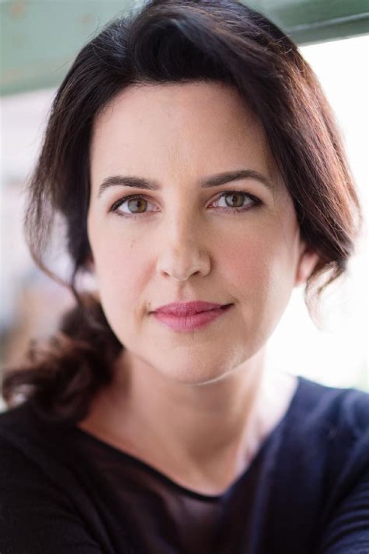 Helen Johns Biography, Age, Height, Husband, Net Worth, Family