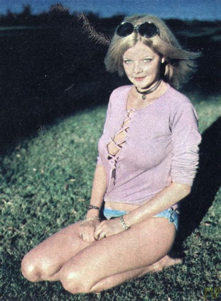 Helli Louise Biography, Age, Height, Husband, Net Worth, Family