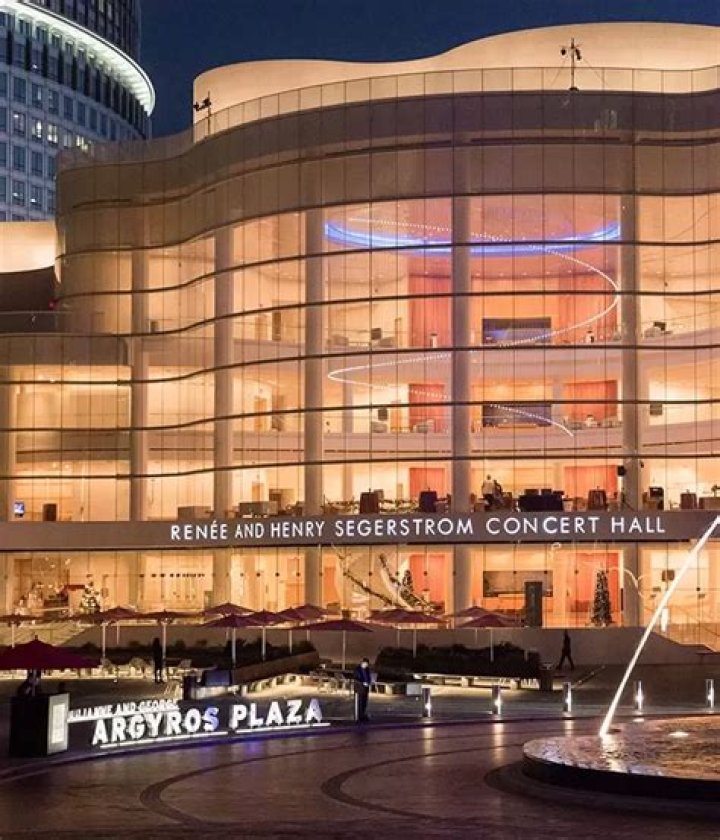 Henry Segerstrom Biography, Age, Height, Wife, Net Worth and Family