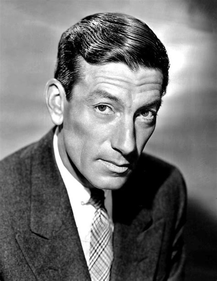 Hoagy Carmichael Biography, Age, Height, Wife, Net Worth, Family