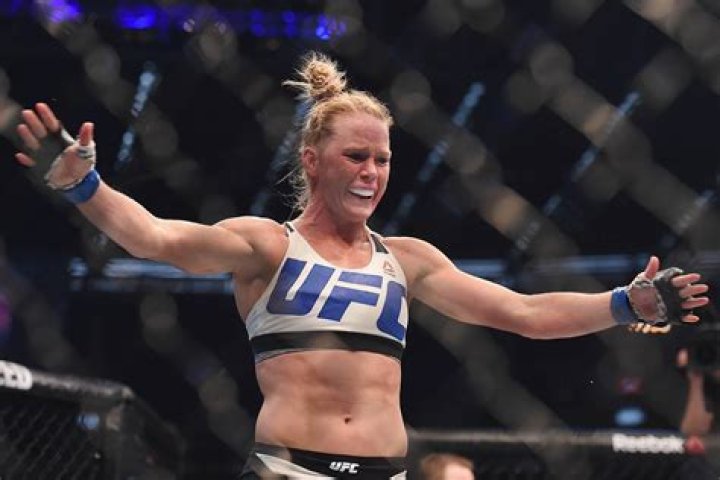 Holly Holm Biography, Age, Height, Husband, Net Worth, Family