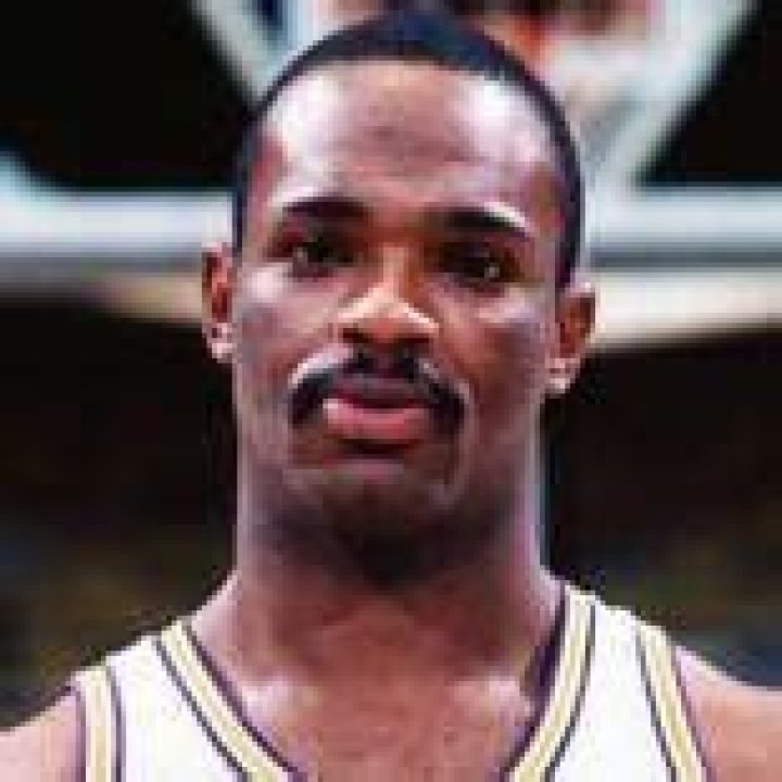 Howard Carter Biography, Age, Height, Wife, Net Worth, Family