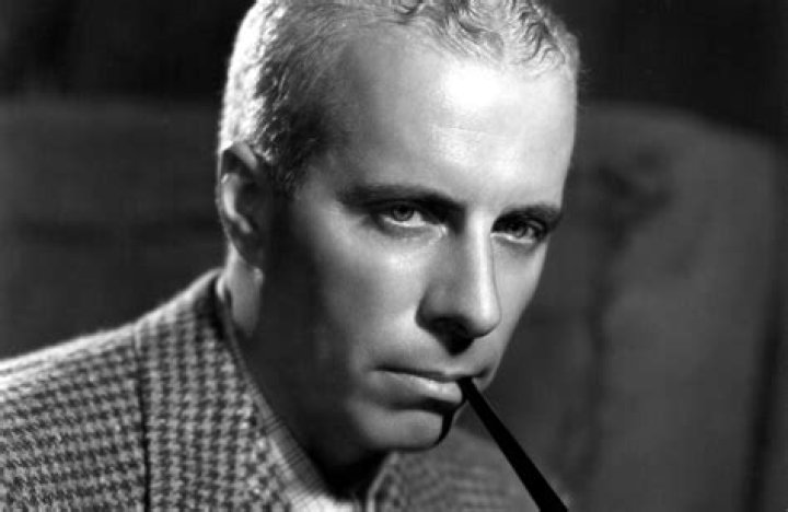 Howard Hawks Biography, Age, Height, Wife, Net Worth, Family