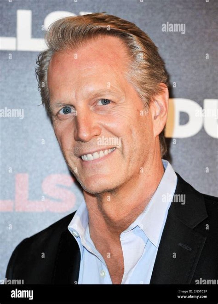 Hoyt Richards Biography, Age, Height, Wife, Net Worth, Family