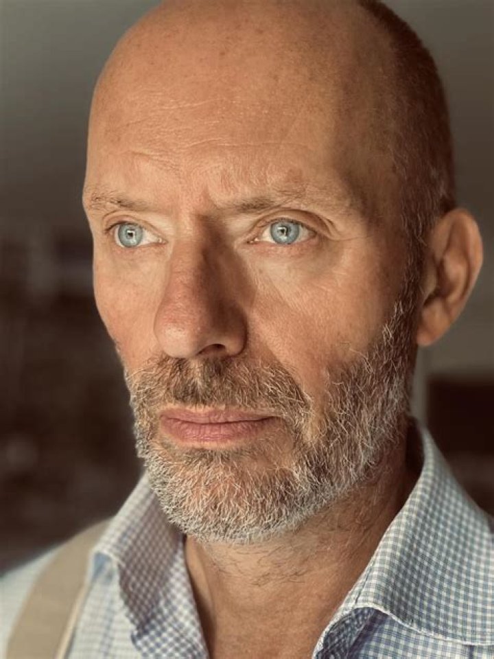 Hugo Blick Biography, Age, Height, Wife, Net Worth, Family