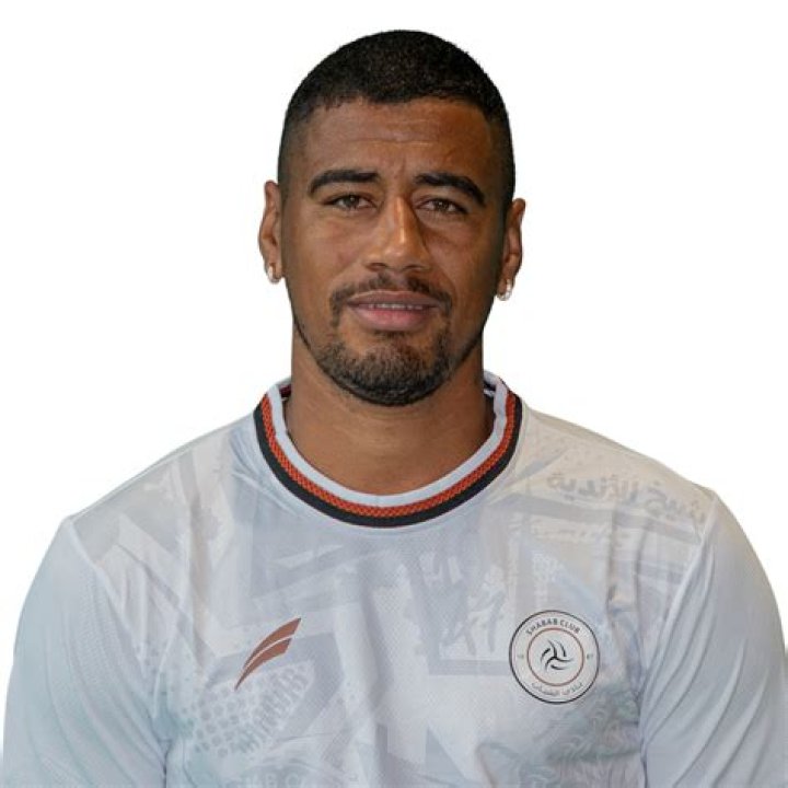 Iago Santos Biography, Age, Height, Wife, Net Worth, Family