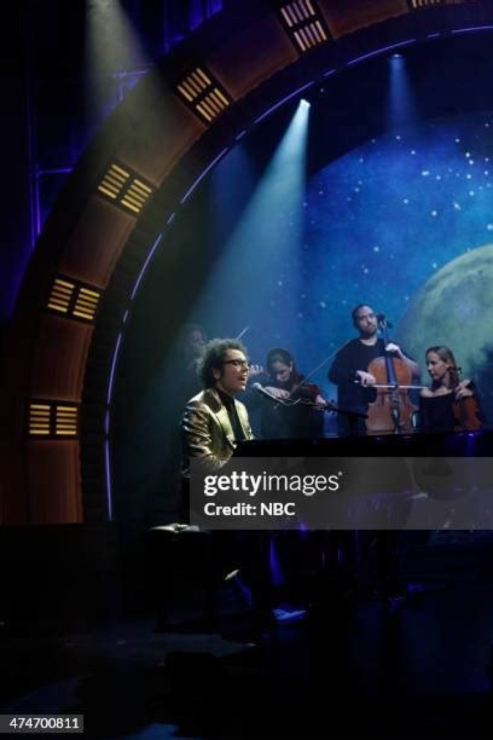 Ian Axel Biography, Age, Height, Wife, Net Worth, Family