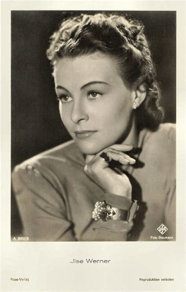 Ilse Werner Biography, Age, Height, Husband, Net Worth, Family