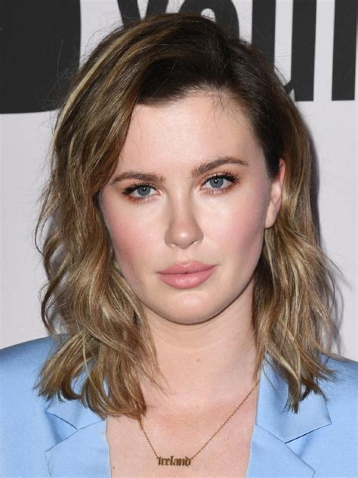Ireland Baldwin Biography, Age, Height, Husband, Net Worth, Family
