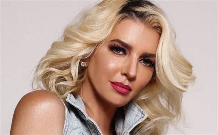 Isabel Madow Biography, Age, Height, Husband, Net Worth, Family