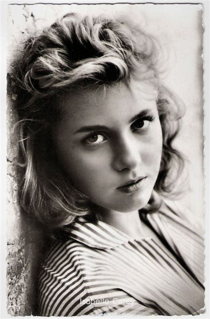 Isabelle Corey Biography, Age, Height, Husband, Net Worth, Family