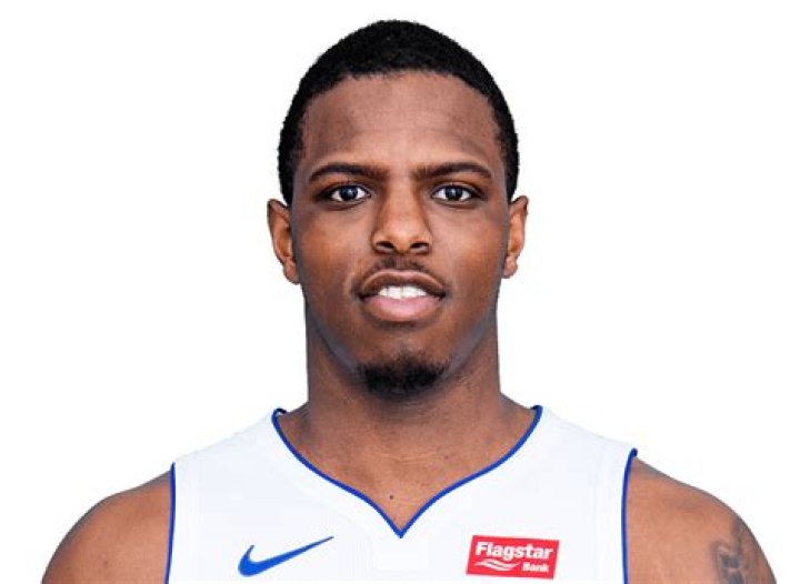 Isaiah Whitehead biografía, edad, altura, esposo, net worth, familia