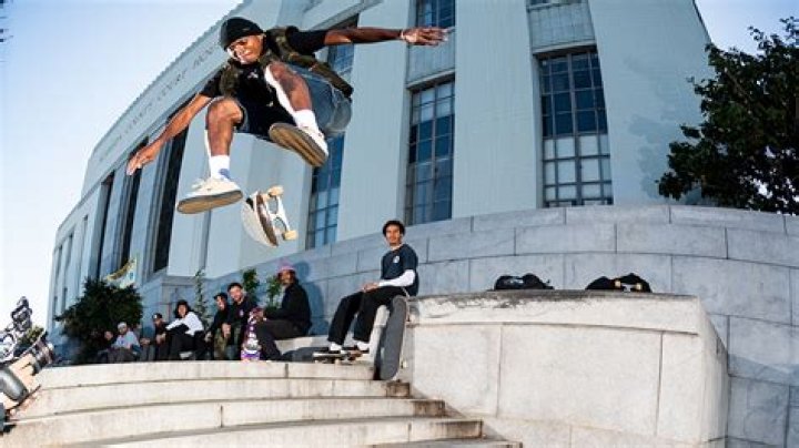 Ishod Wair Biography, Age, Height, Wife, Net Worth, Family