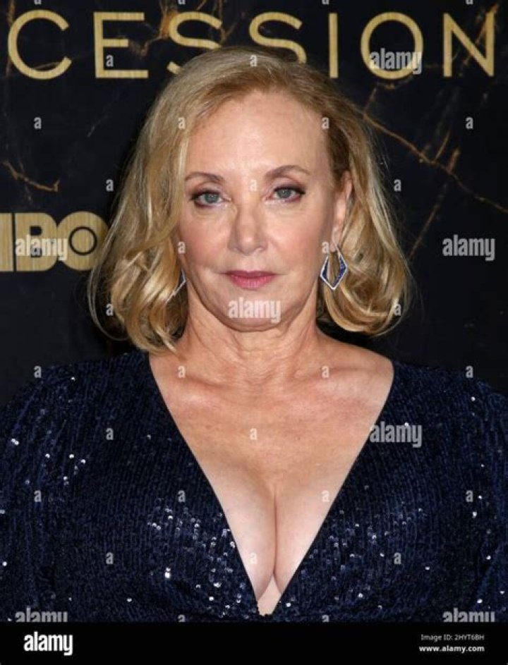 J. Smith-Cameron Biography, Age, Height, Husband, Net Worth, Family