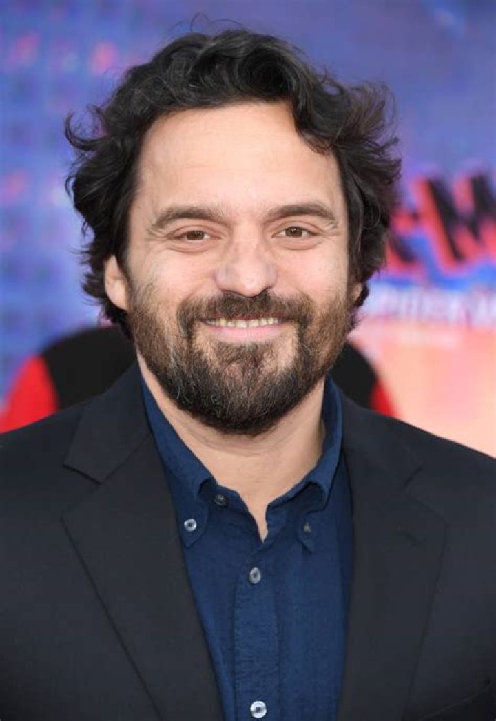 Jake Johnson Biography, Age, Height, Wife, Net Worth, Family