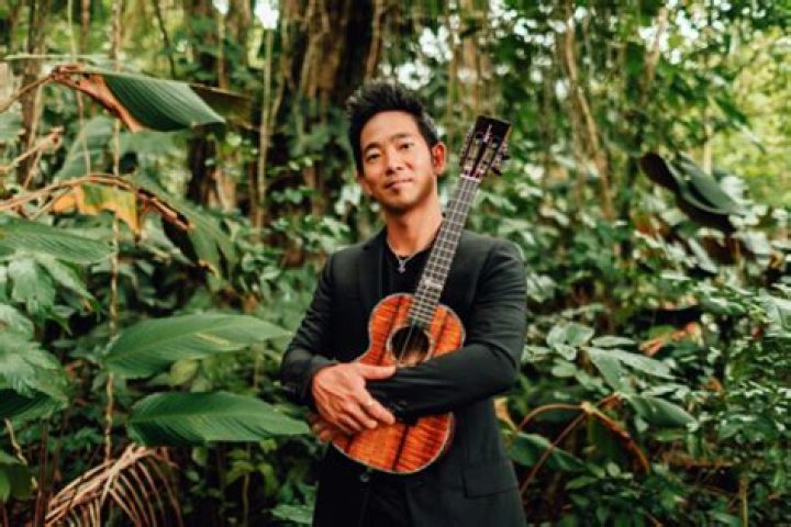 Jake Shimabukuro Biography, Age, Height, Wife, Net Worth, Family