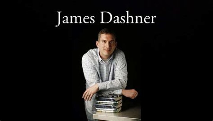 James Dashner biografía, edad, altura, esposo, net worth, familia