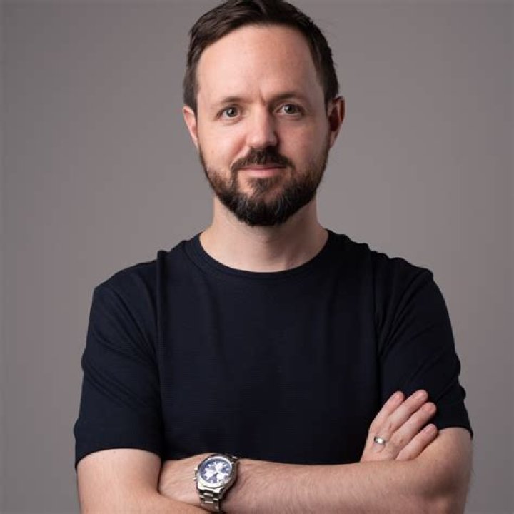 Jamie Burrows Biography, Age, Height, Wife, Net Worth, Family