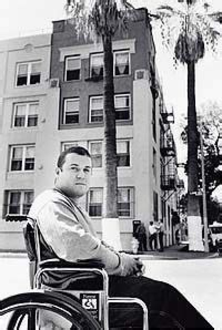 Javier Ovando Biography, Age, Height, Wife, Net Worth, Family