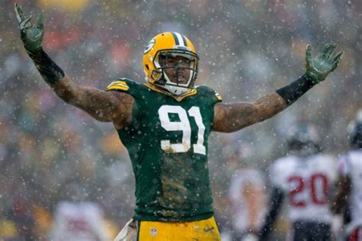 Jayrone Elliott Biography, Age, Height, Wife, Net Worth, Family