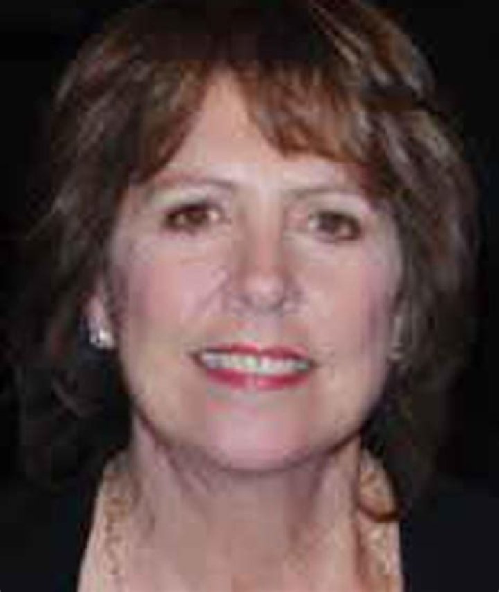 Jean Ainslie Biography, Age, Height, Husband, Net Worth, Family