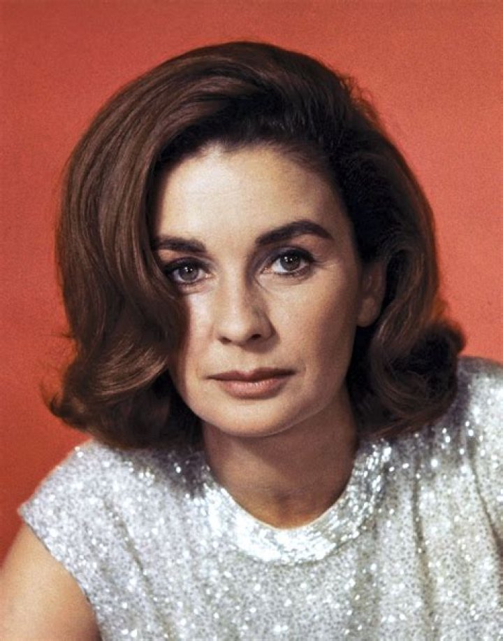 Jean Simmons Biography, Age, Height, Husband, Net Worth, Family