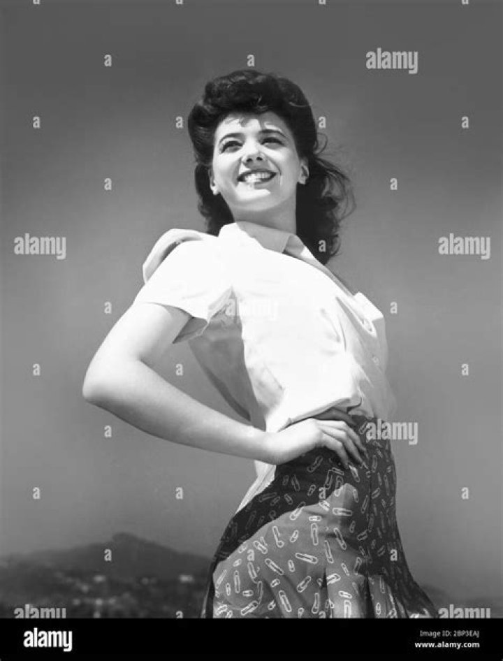 Jeff Donnell Biography, Age, Height, Husband, Net Worth, Family