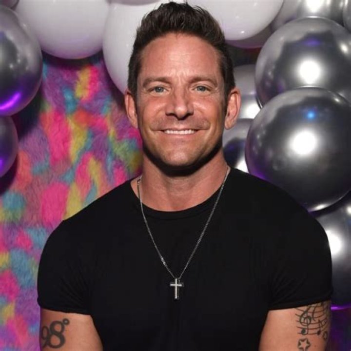 Jeff Timmons biografía, edad, altura, esposo, net worth, familia