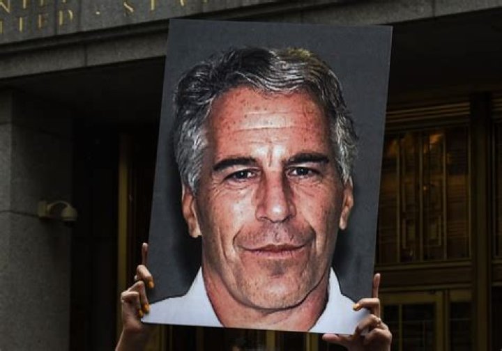 Jeffrey Epstein Biography, Age, Height, Wife, Net Worth, Family
