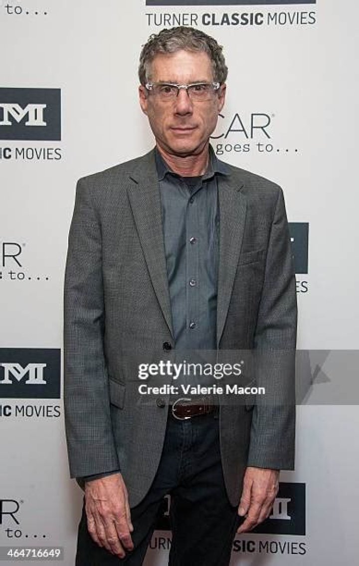 Jeffrey Friedman Biography, Age, Height, Wife, Net Worth, Family