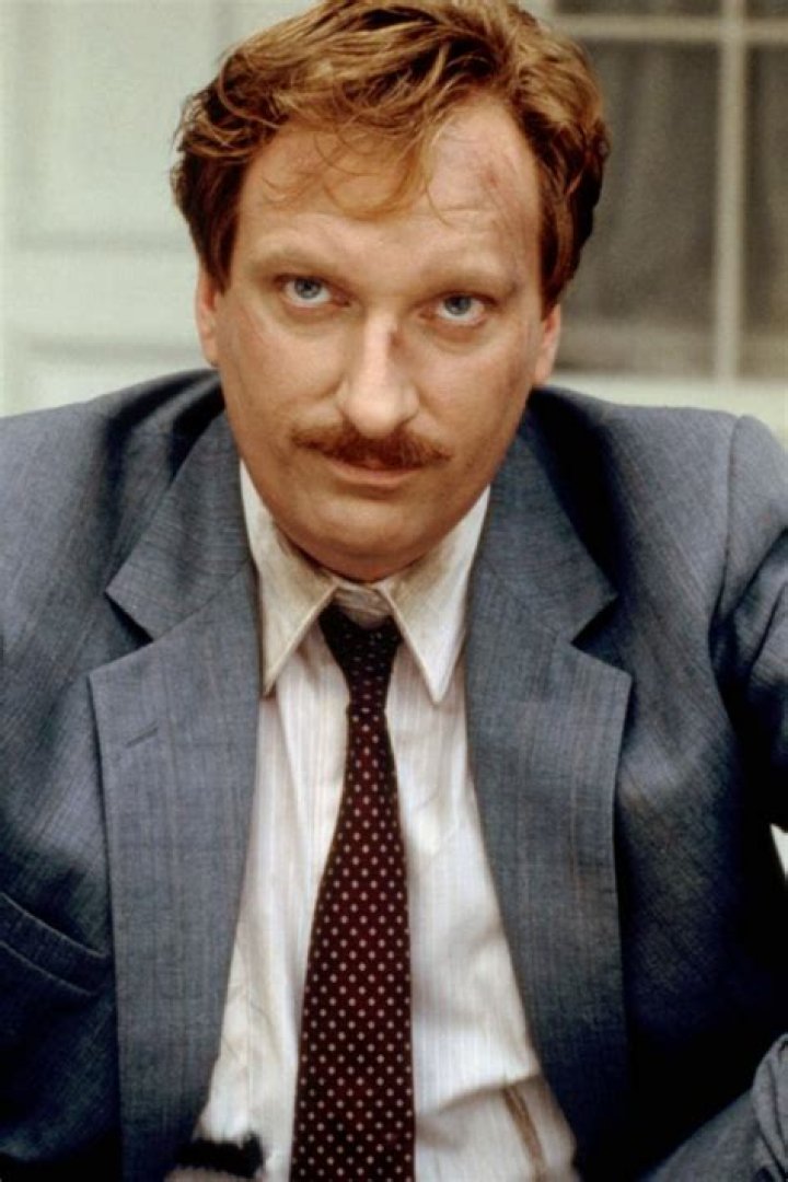 Jeffrey Jones Biography, Age, Height, Wife, Net Worth, Family