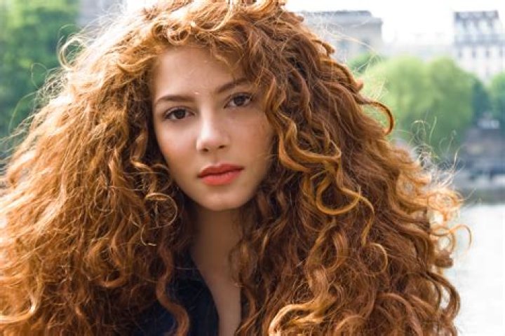 Jenna Thiam Biography, Age, Height, Husband, Net Worth, Family