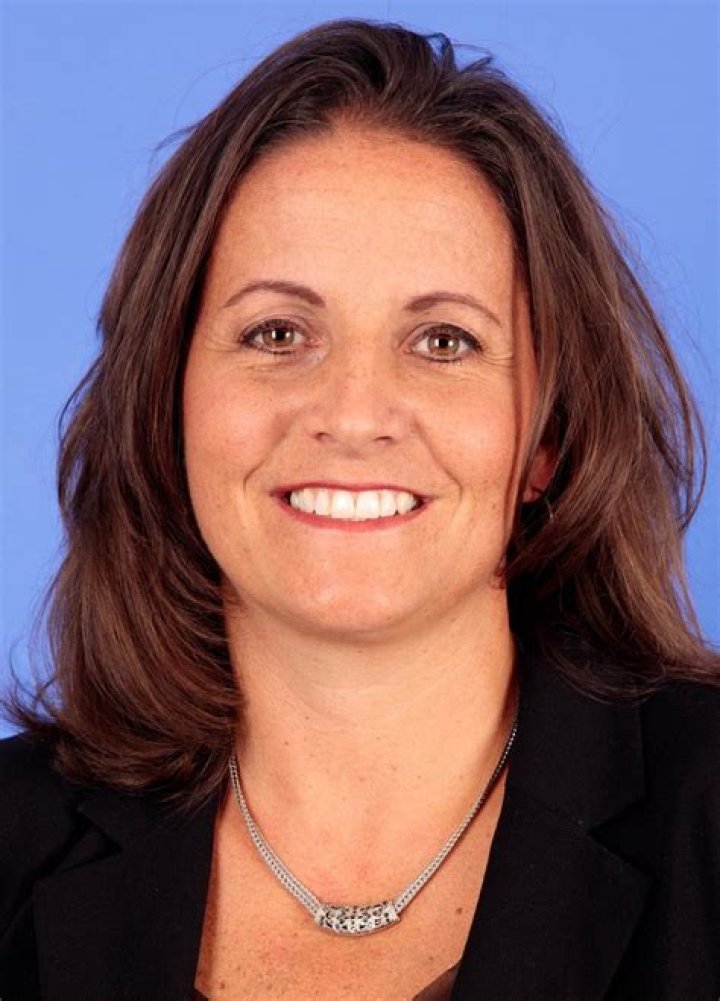 Jennifer Rizzotti Biography, Age, Height, Husband, Net Worth, Family