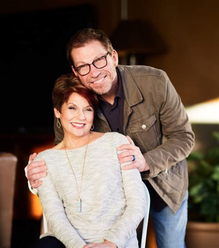 Jennifer Rothschild Biography, Age, Height, Husband, Net Worth, Family