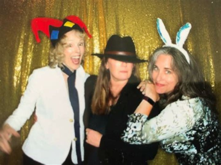 Jennifer Taub Biography, Age, Height, Husband, Net Worth, Family