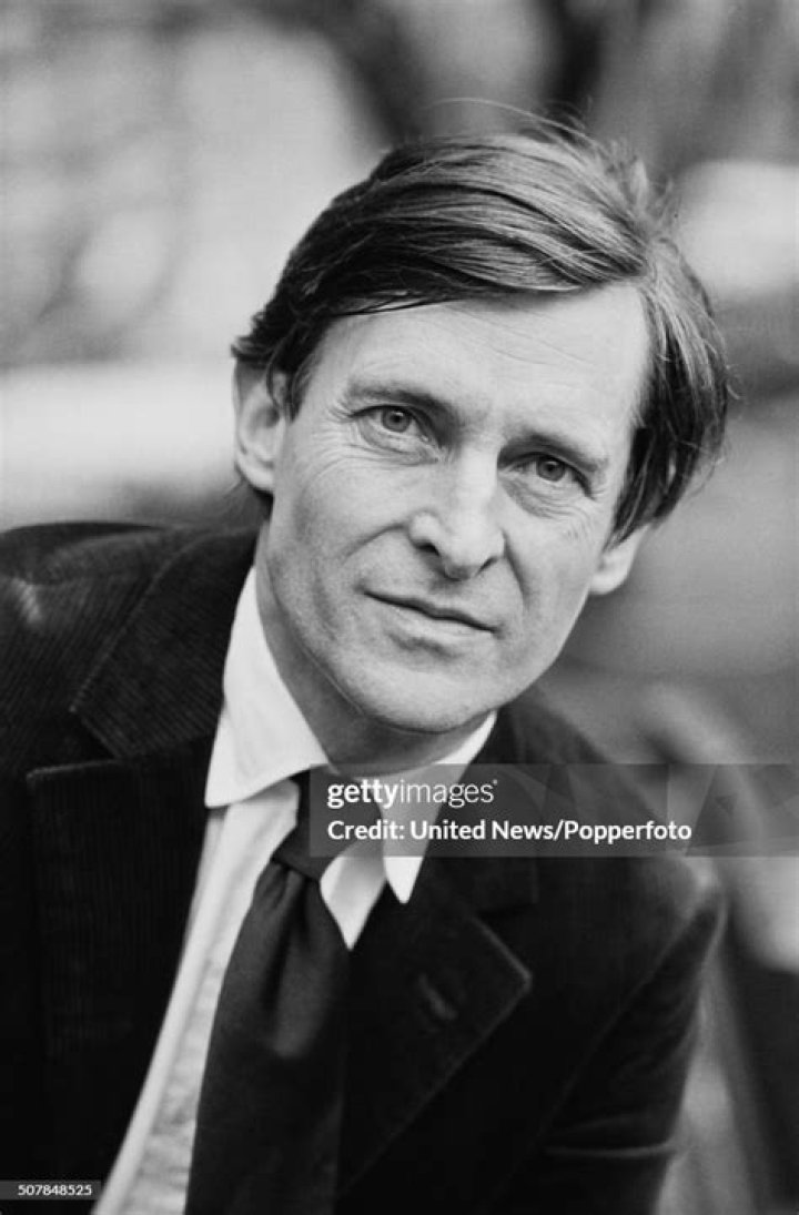 Jeremy Brett Biography, Age, Height, Wife, Net Worth, Family